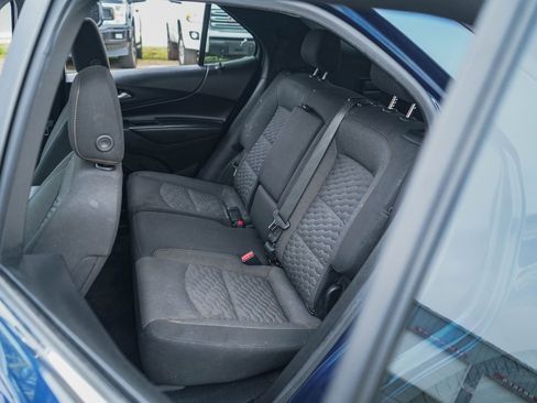 Used 2021 Chevrolet Equinox LT image 19