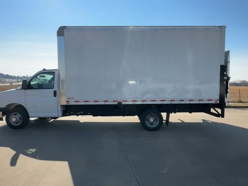 New 2025 Chevrolet Express 3500 w/ Power Convenience Package image 27