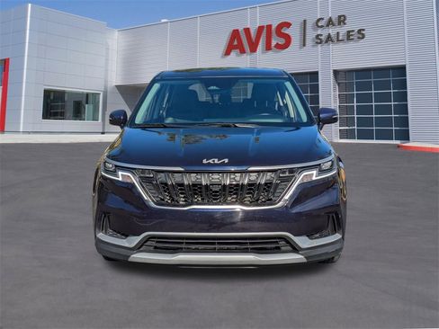 Used 2024 Kia Carnival LX image 2
