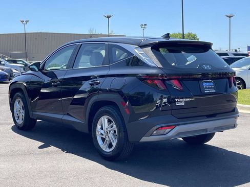 Certified 2025 Hyundai Tucson SE FWD image 5