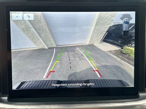 Used 2022 Ford F150 Lariat w/ Equipment Group 502A High image 33