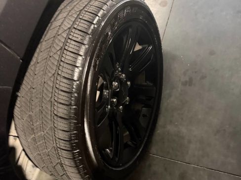 Used 2017 Cadillac Escalade Luxury image 36