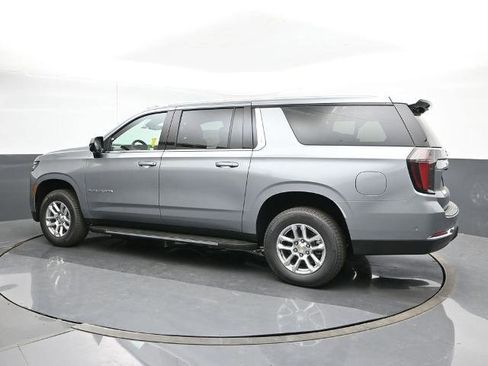 New 2025 Chevrolet Suburban LS image 3