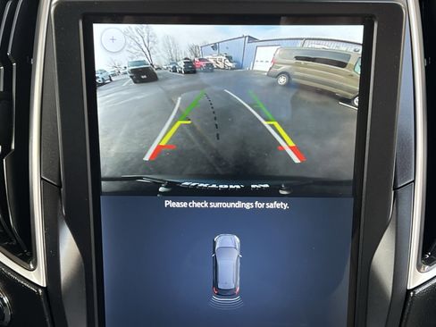 Used 2024 Ford Edge SEL w/ Convenience Package image 35