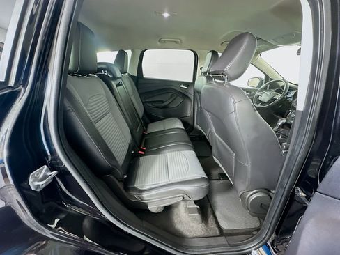 Used 2019 Ford Escape SE image 26