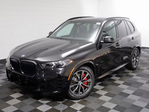 New 2026 BMW X5 xDrive50e w/ Executive Package AWD/4WD image 2
