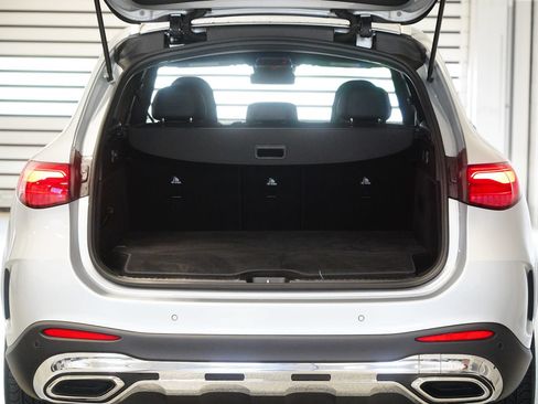 Certified 2025 Mercedes-Benz GLC 350e 4MATIC image 29