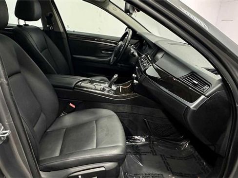 Used 2015 BMW 528i Sedan image 11