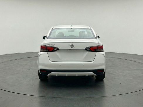 Used 2025 Nissan Versa SV image 7