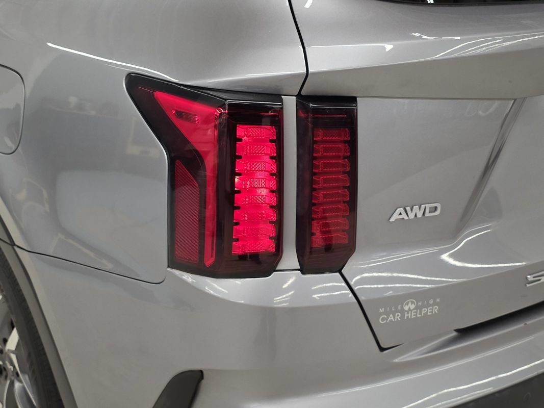 Used 2022 Kia Sorento S AWD/4WD image 48