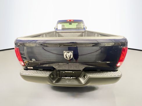 Used 2018 RAM 1500 Express RWD image 6