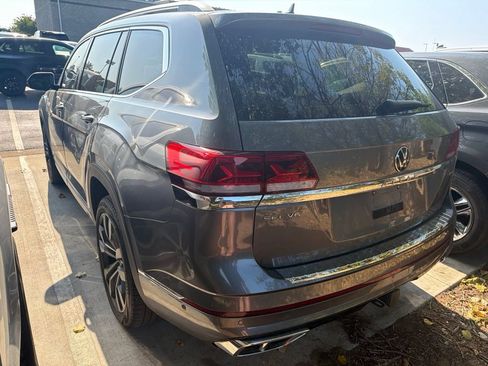 Used 2023 Volkswagen Atlas SEL Premium AWD/4WD image 9