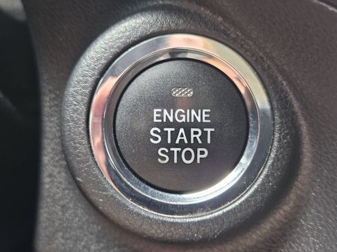 Used 2024 Subaru Forester Premium AWD/4WD image 21