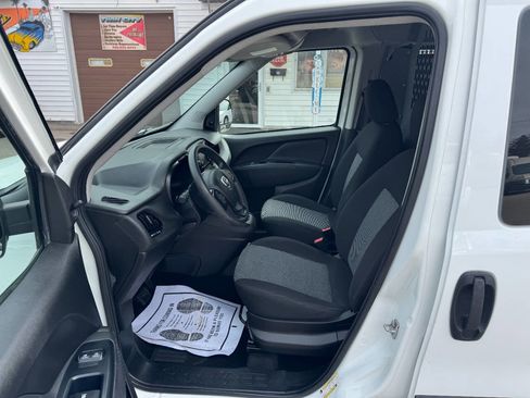 Used 2018 RAM ProMaster City Tradesman FWD image 12