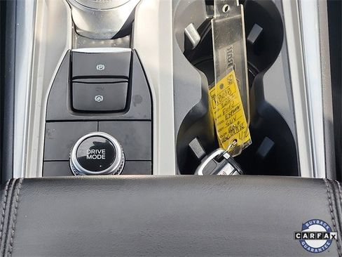 Certified 2022 Ford Explorer XLT w/ Equipment Group 202A image 19