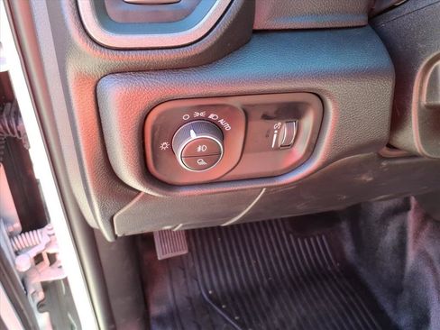 New 2026 RAM 3500 Tradesman w/ Chrome Appearance Group image 10