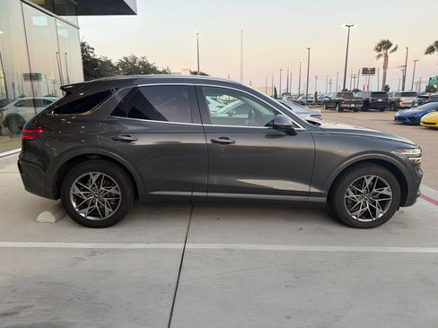 Used 2022 Genesis GV70 2.5T w/ Advanced Package AWD/4WD image 4