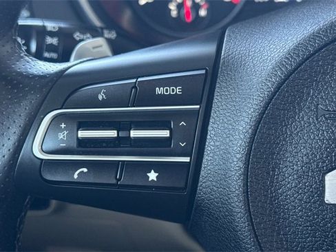 Used 2022 Kia Stinger GT2 image 28