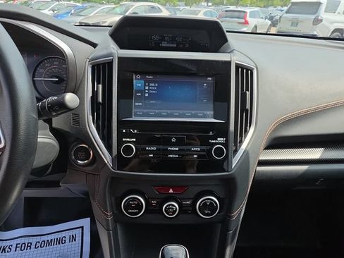 Used 2022 Subaru Crosstrek 2.0i Premium w/ Moonroof Package AWD/4WD image 17