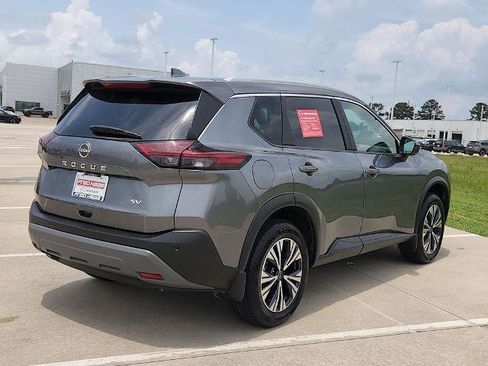 Certified 2023 Nissan Rogue SV w/ SV Premium B Package FWD image 5