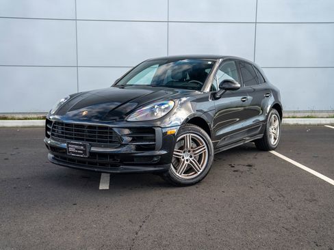 Used 2020 Porsche Macan S image 1