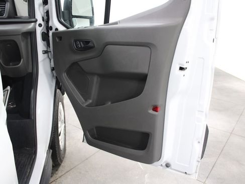 Used 2023 Ford Transit 350 XLT image 29