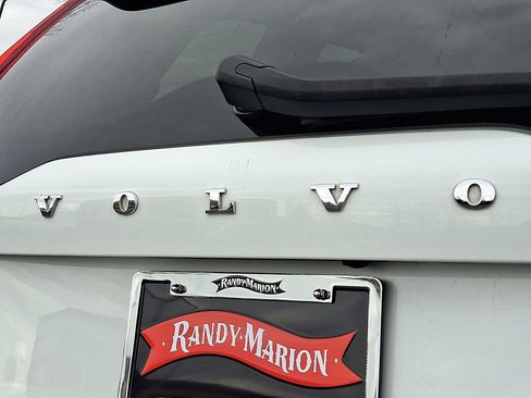 Used 2023 Volvo XC90 B6 Ultimate w/ Protection Package Premier image 31