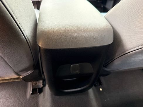Used 2021 GMC Canyon Elevation Standard w/ Convenience Package AWD/4WD image 24