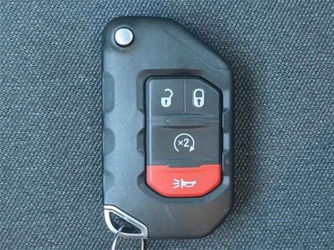 Used 2024 Jeep Wrangler Sport S image 33