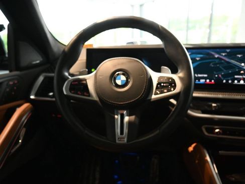 Used 2025 BMW X6 M60i AWD/4WD image 44