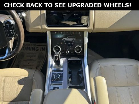 Used 2019 Land Rover Range Rover Sport HSE image 30
