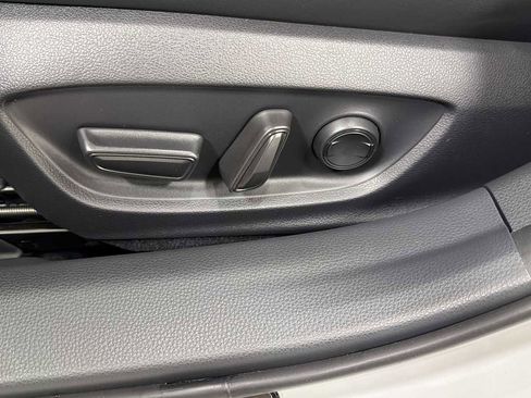 New 2026 Toyota Prius XLE image 14