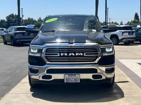 Used 2024 RAM 1500 Laramie AWD/4WD image 9