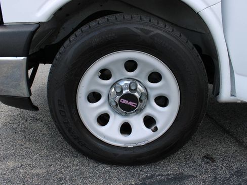 Used 2014 GMC Savana 1500 LT w/ LT Preferred Equipment Group RWD image 12
