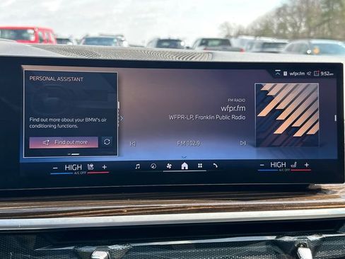 Used 2025 BMW X5 xDrive40i AWD/4WD image 35