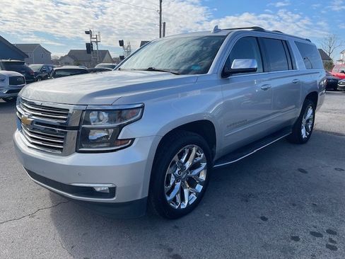 Used 2020 Chevrolet Suburban Premier image 1