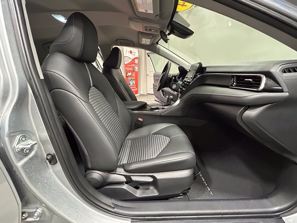 Used 2024 Toyota Camry SE FWD image 38