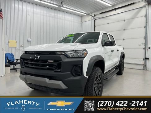 New 2026 Chevrolet Colorado Trail Boss AWD/4WD image 6