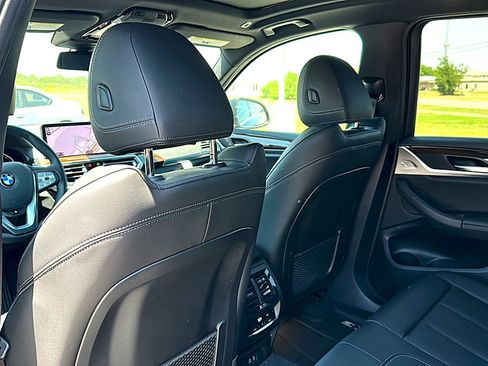 Used 2024 BMW X3 sDrive30i w/ Premium Package RWD image 18