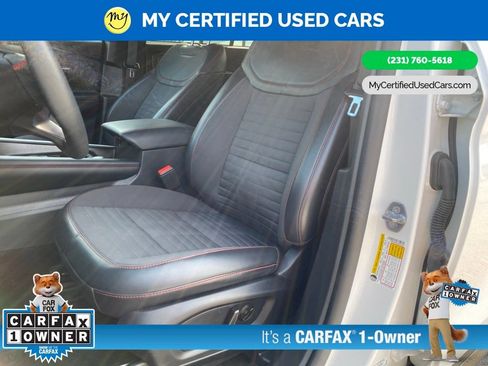 Used 2025 Ford Explorer ST-Line w/ Premium Package AWD/4WD image 12