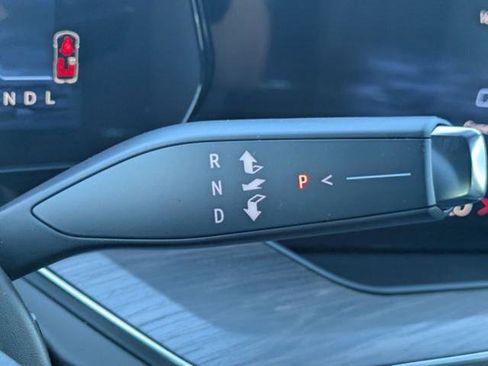 New 2026 Chevrolet Suburban LT w/ Comfort Package RWD image 32
