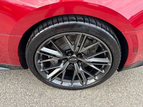 Used 2020 Chevrolet Camaro ZL1 RWD image 7