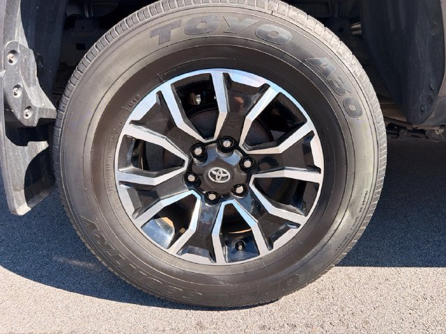 Used 2023 Toyota Tacoma TRD Sport AWD/4WD image 33