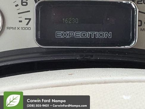 Used 2009 Ford Expedition EL XLT RWD image 10