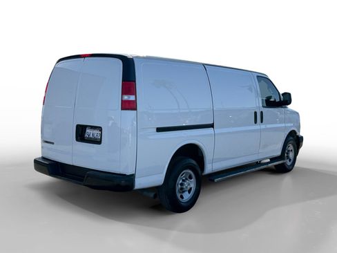 Used 2020 Chevrolet Express 2500 w/ Driver Convenience Package image 5