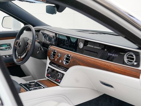 Certified 2022 Rolls-Royce Ghost image 63