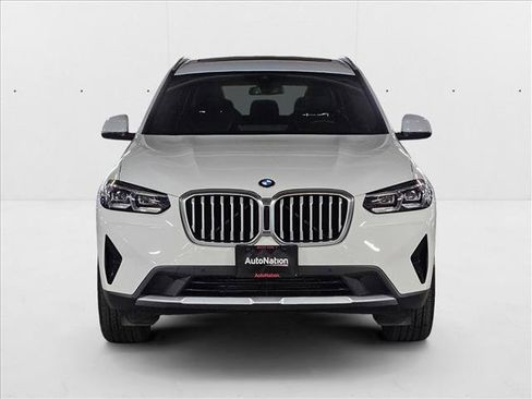 Used 2023 BMW X3 xDrive30i w/ Premium Package image 2