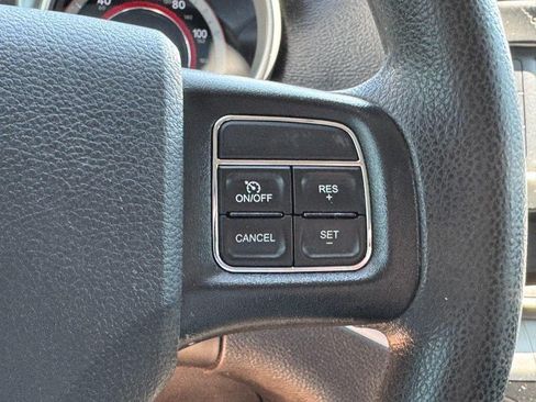 Used 2020 Dodge Journey SE w/ Blacktop Package FWD image 17