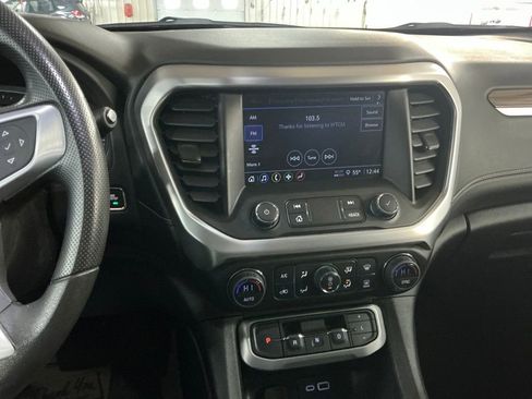 Certified 2023 GMC Acadia SLE w/ Driver Convenience Package image 18