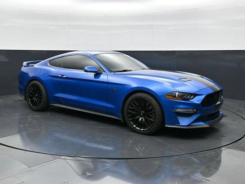Used 2019 Ford Mustang GT Premium w/ GT Performance Package RWD image 3
